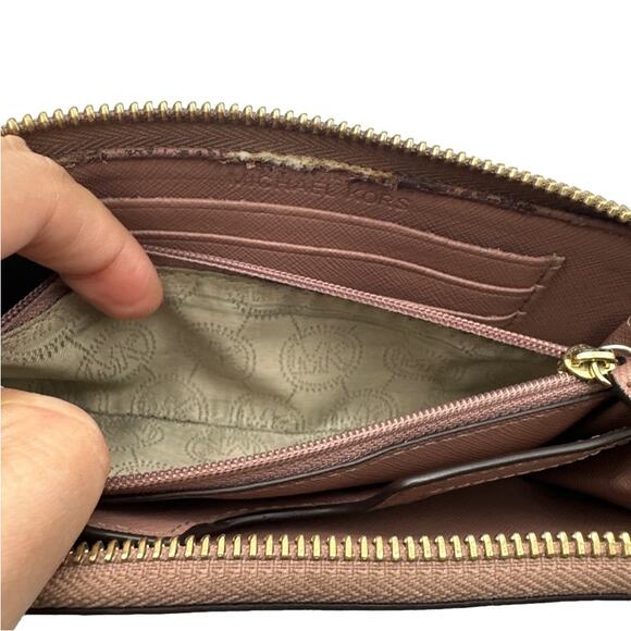 MICHAEL KORS Zip Around Wallet - Picture 9 of 10